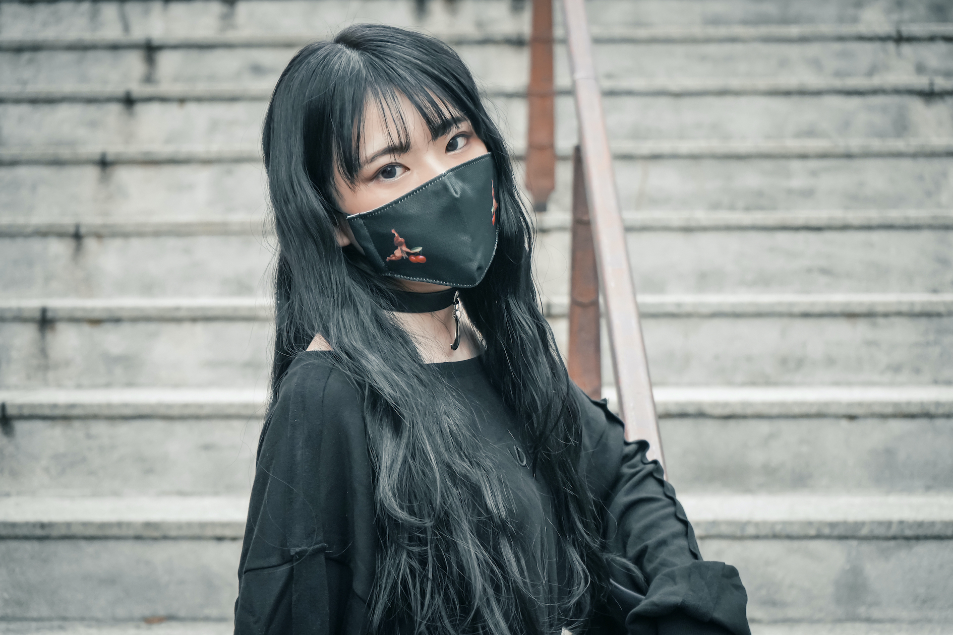 【ゆーぽん】アパレルブランド「BLACK BUNNYS」でモデルデビュー 