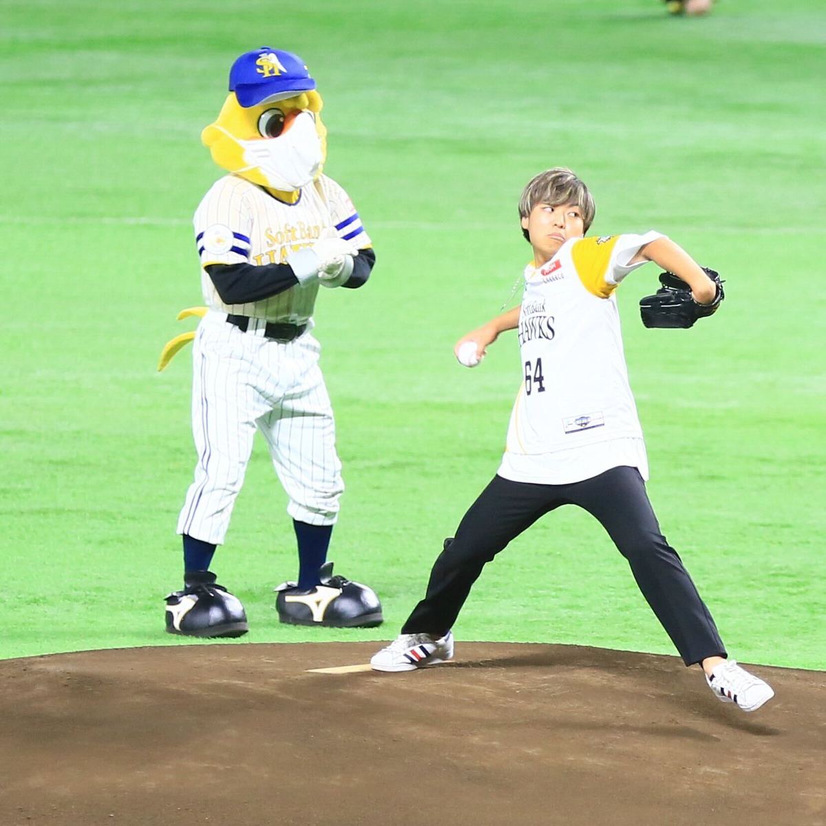 全ちゃんねるがPayPayドームでセレモニアルピッチを実施しました!